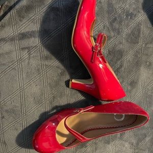 NWOT - Red Mary Janes … patent leather